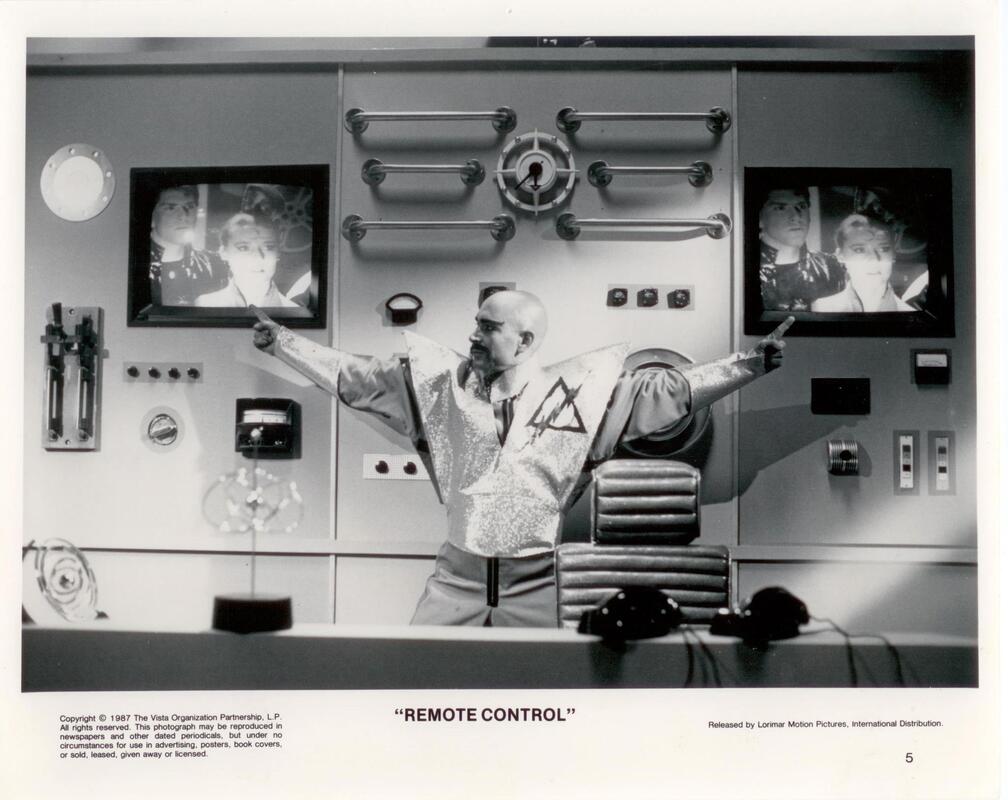 Reflexive Cult Commentary in Remote Control